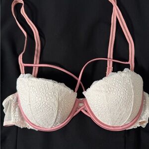 Elegant Pink and White Lace Bra - Date Push-Up